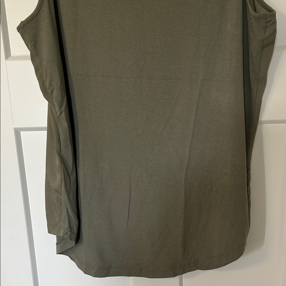 Chico's Olive Green Sleeveless Top - Picture 8 of 8
